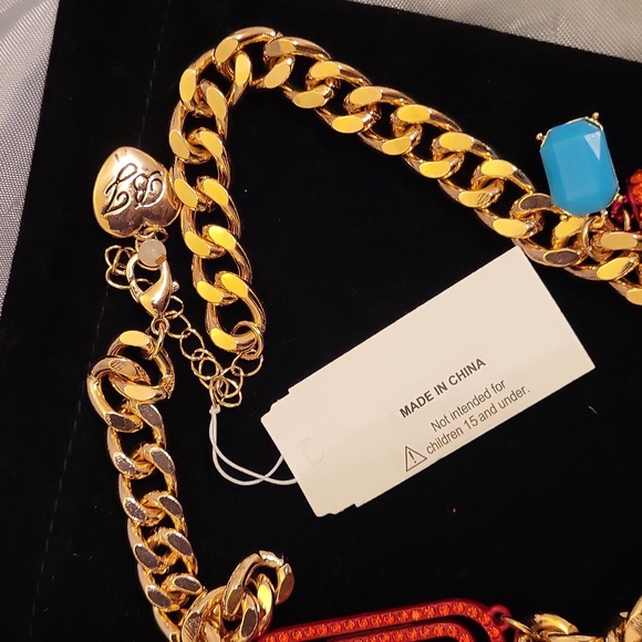 Betsey Johnson school teacher charm BNWT - Picture 4 of 6